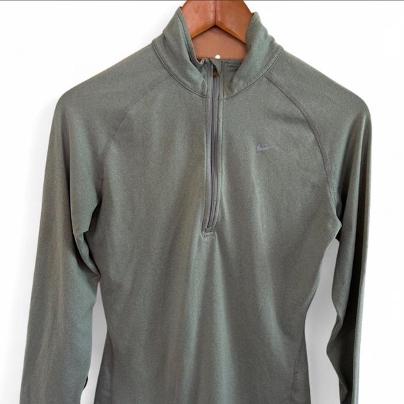 Nike Grey Half-Zip Pullover - Picture 4 of 13